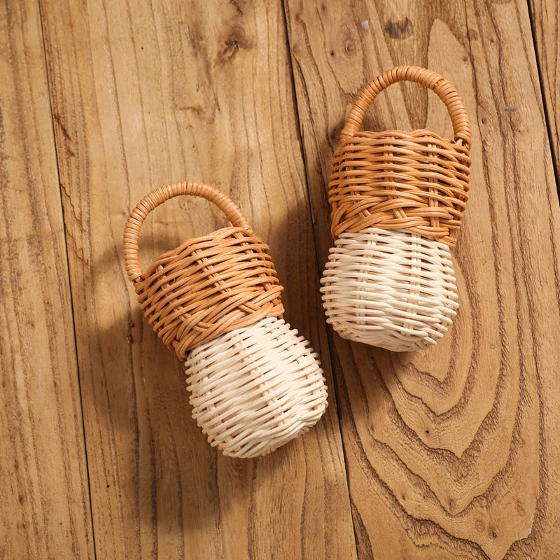 Natural Rattan Bell Rattle – Montessori-Inspired Wooden Baby Toy for Sensory Exploration