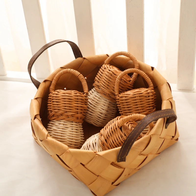 Natural Rattan Bell Rattle – Montessori-Inspired Wooden Baby Toy for Sensory Exploration