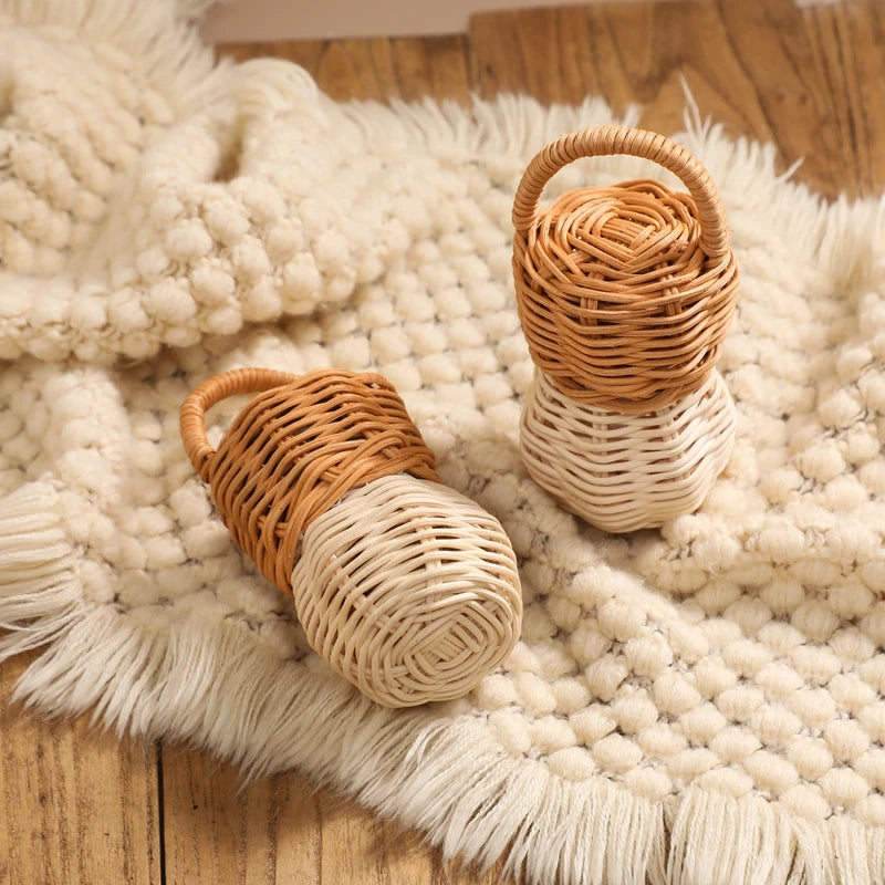 Natural Rattan Bell Rattle – Montessori-Inspired Wooden Baby Toy for Sensory Exploration