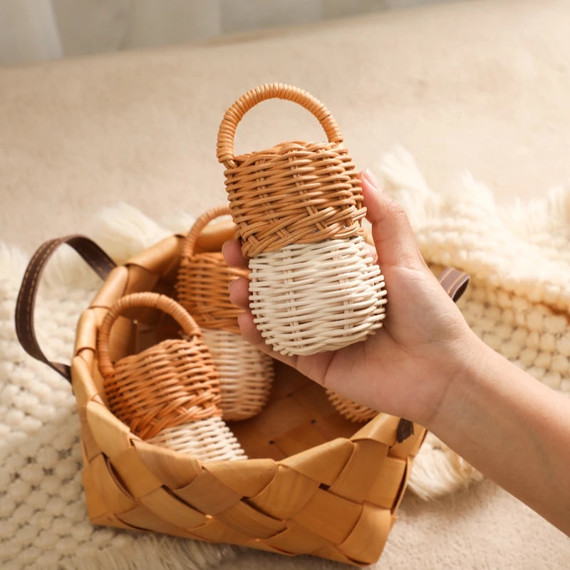 Natural Rattan Bell Rattle – Montessori-Inspired Wooden Baby Toy for Sensory Exploration