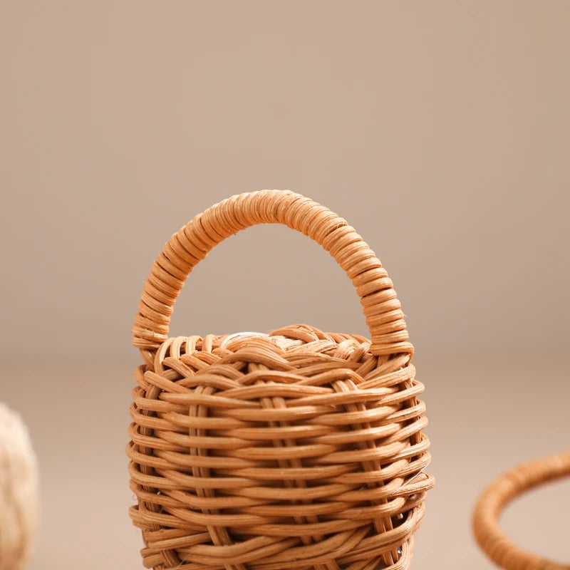 Natural Rattan Bell Rattle – Montessori-Inspired Wooden Baby Toy for Sensory Exploration