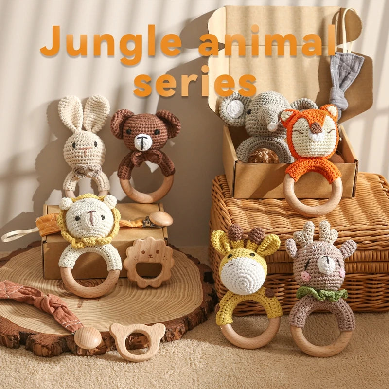 Crochet Animal Baby Gift Set – Newborn Sensory Toy Box with Teether, Rattle & Pacifier Clip