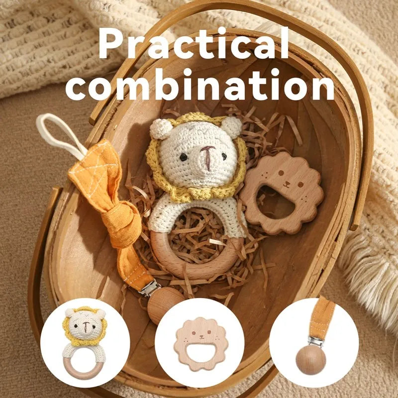 Crochet Animal Baby Gift Set – Newborn Sensory Toy Box with Teether, Rattle & Pacifier Clip