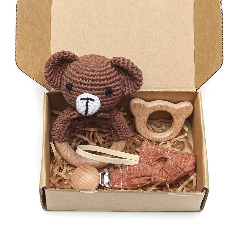 Crochet Animal Baby Gift Set – Newborn Sensory Toy Box with Teether, Rattle & Pacifier Clip